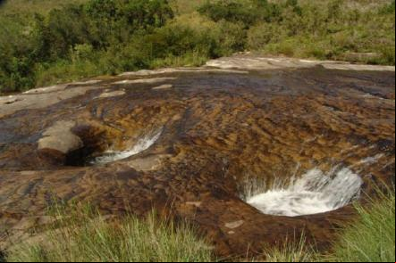 Pequenas fendas em Tibagi - Foto: Ascom Prefeitura