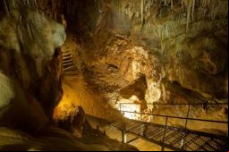 Gruta de Botuver