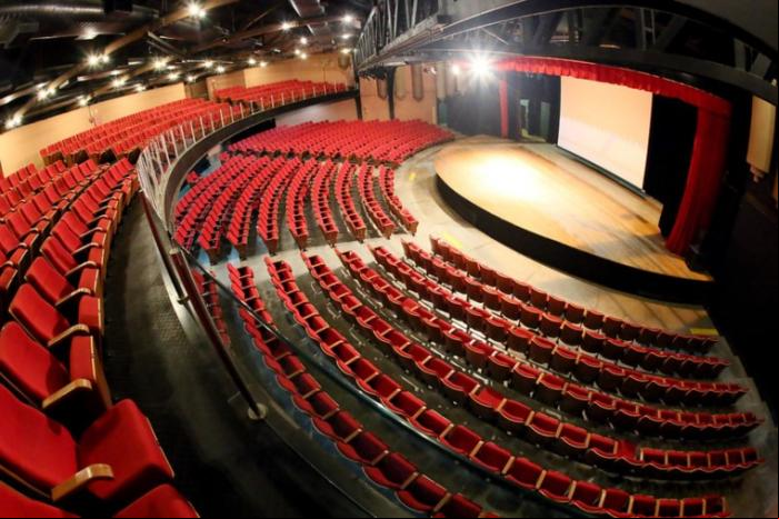 Teatro Paulo Moura, em S