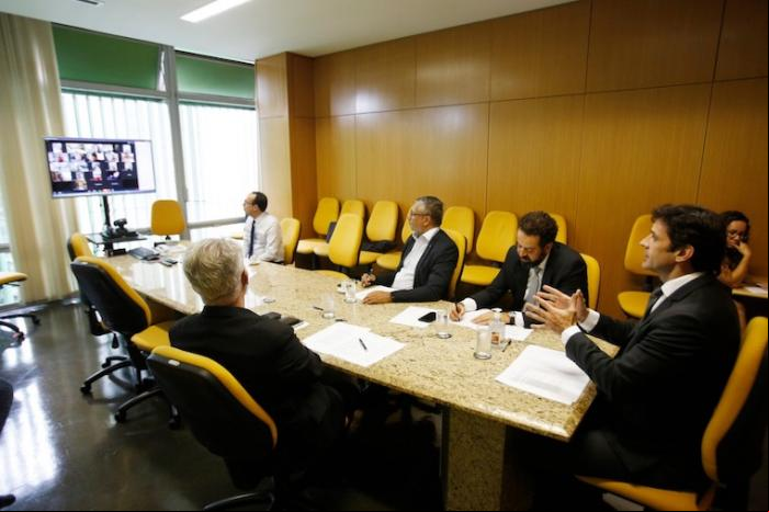 Reunio com ministro e secretrios Mtur - Foto: Divulgao